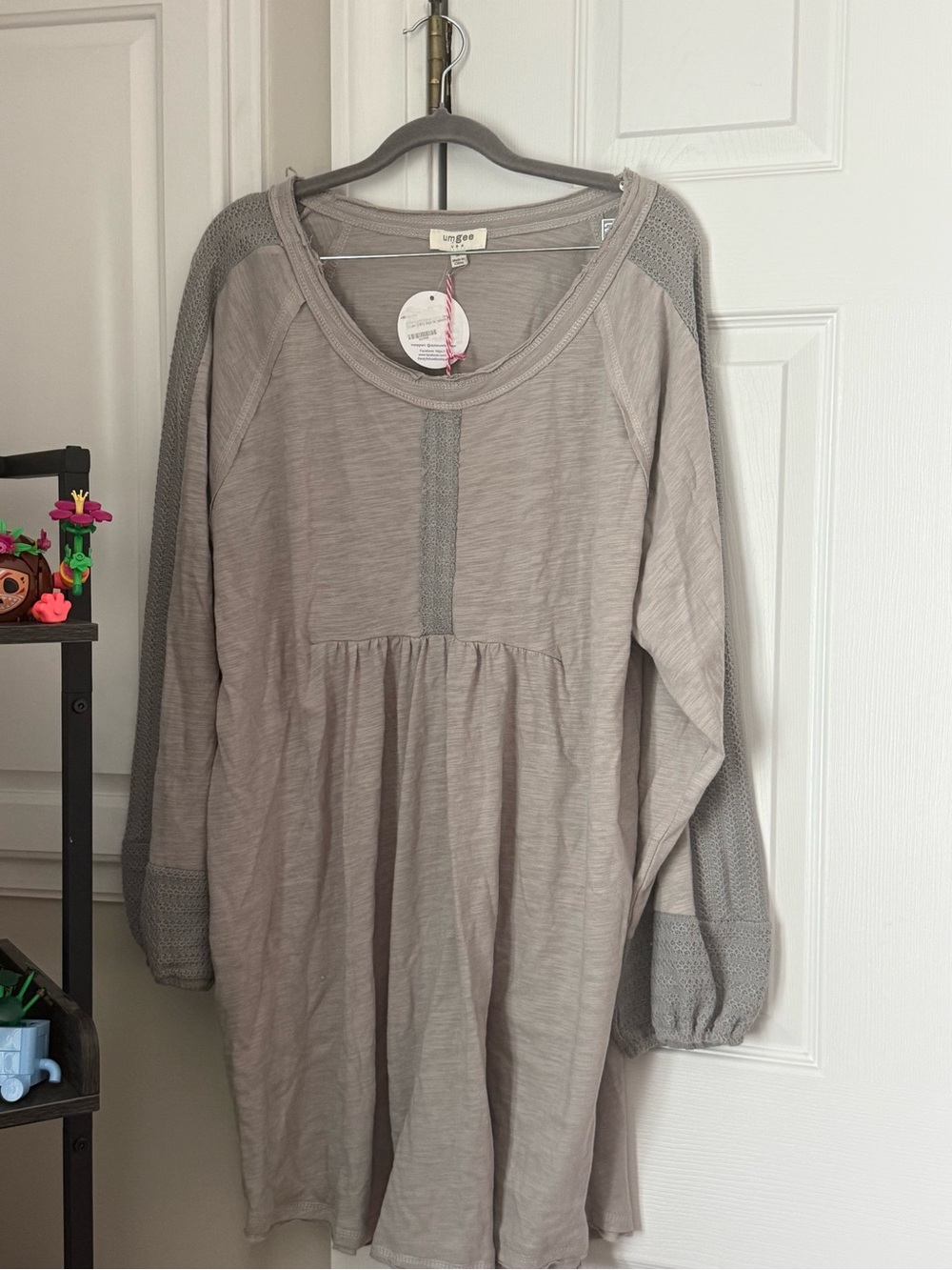 NWT Umgee Taupe Boho Tunic Top Size M Long Sleeve Lace Knit Detail